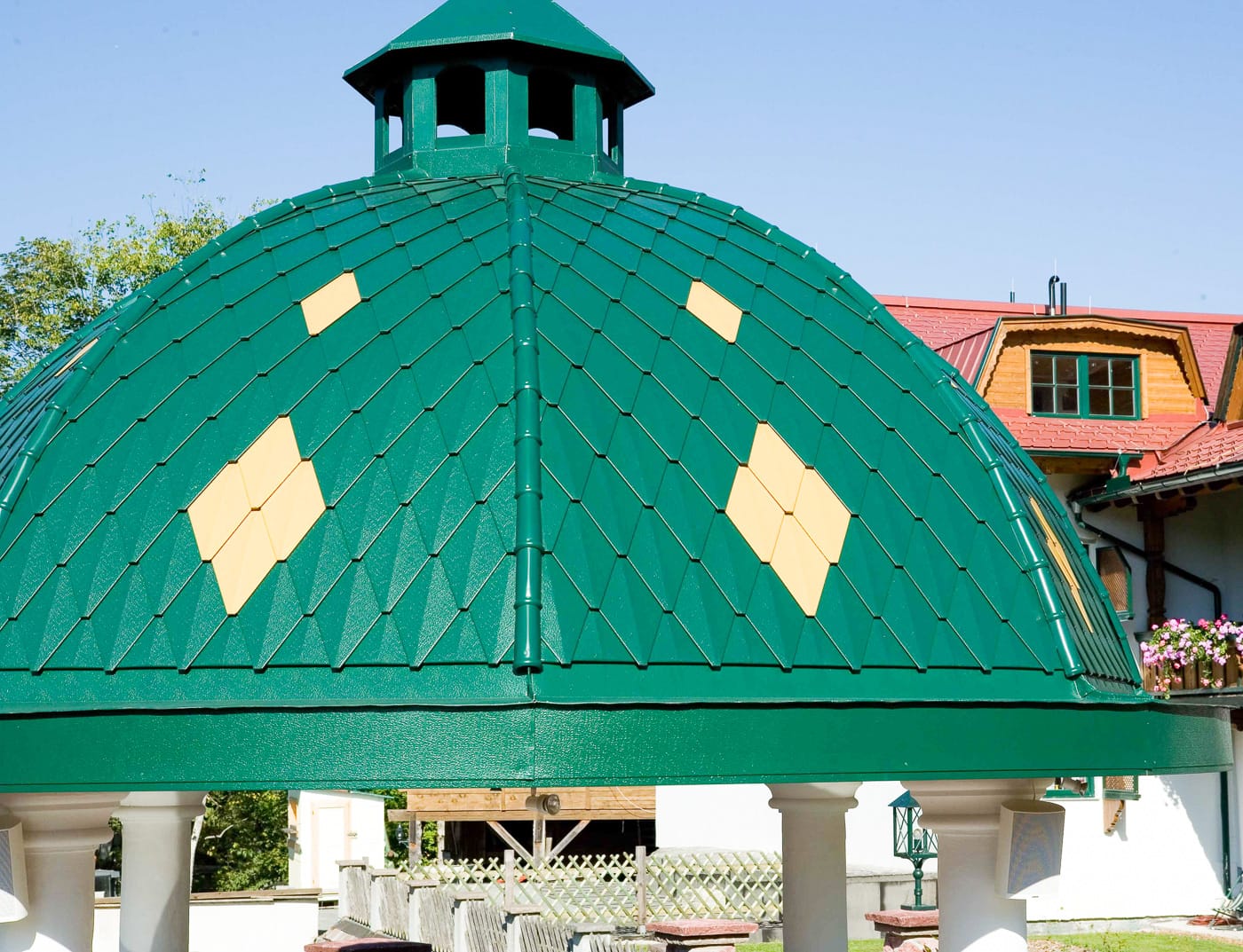 Referentieobjecten PREFA Daksystemen Daklosange klein 06 P.10 mosgroen