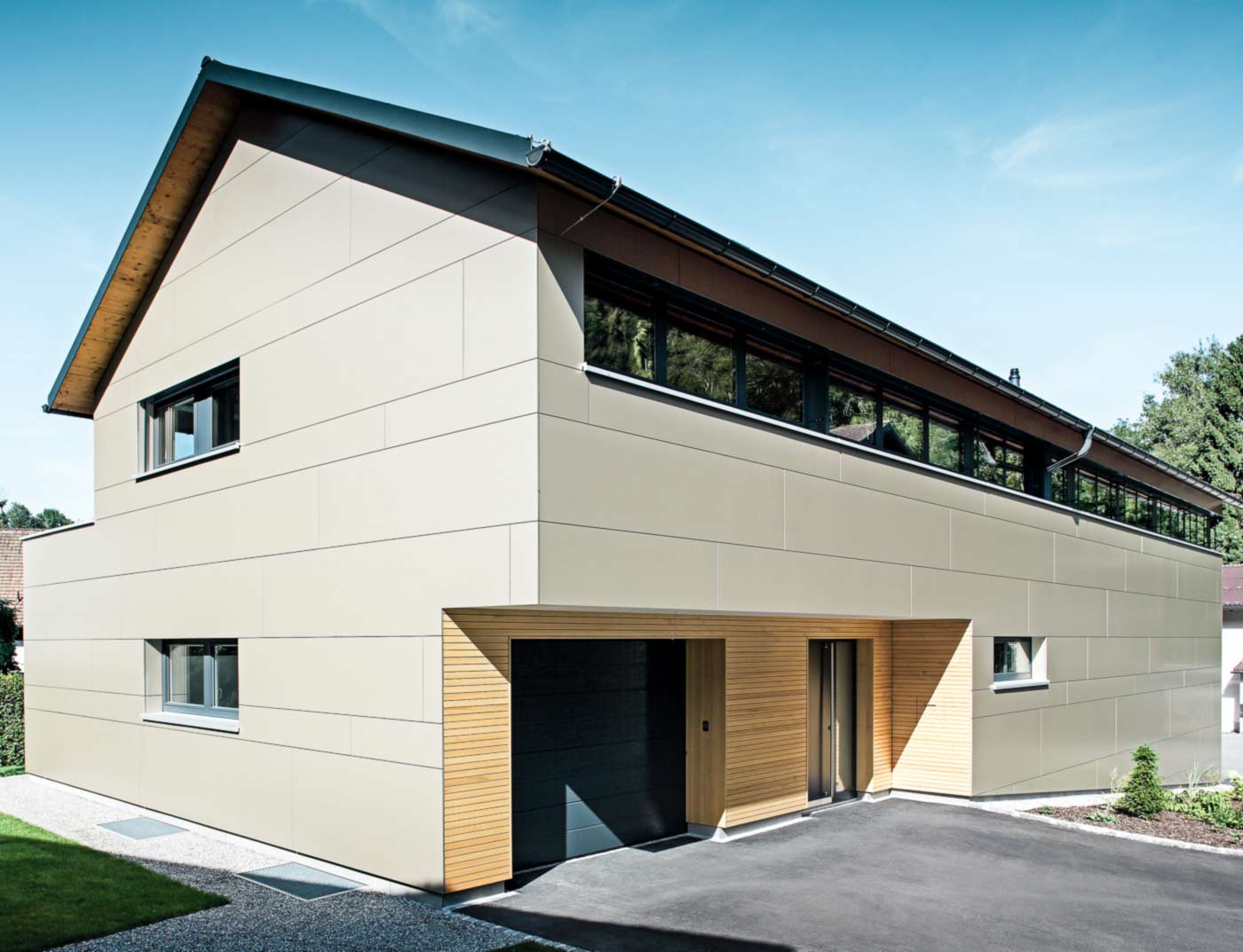 Referentieobjecten PREFA Gevelsystemen Aluminium composietplaat 45 brons