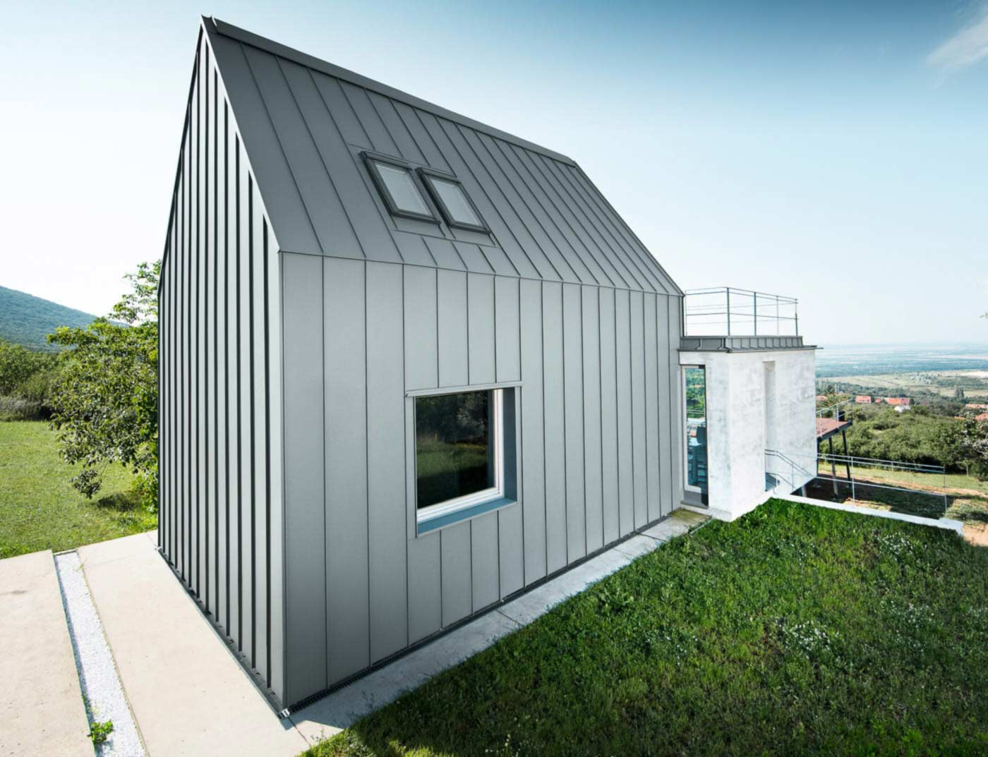 Referentieobjecten PREFA Daksystemen Daksystem PREFALZ® 07 P.10 lichtgrijs